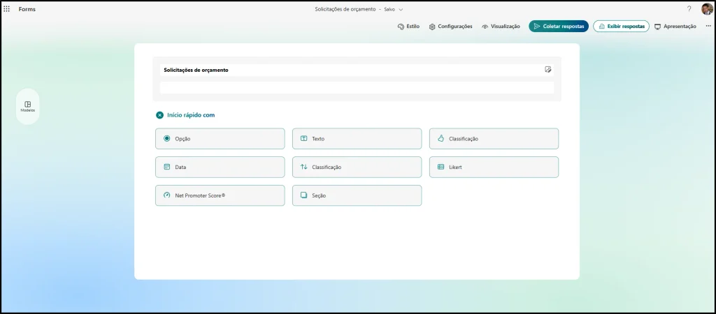 Tela de edição do Microsoft Forms para criar um formulário de solicitações de orçamento